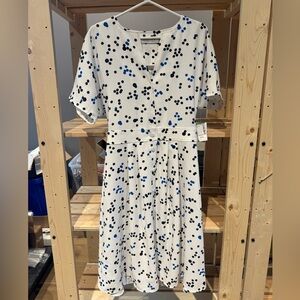 BNWT Simon’s Contemporaine Dress